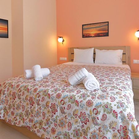 Agapitos Apartments Nikiti  Ngoại thất bức ảnh