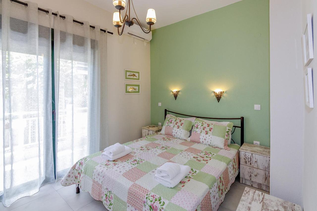 Agapitos Apartments Nikiti  Ngoại thất bức ảnh
