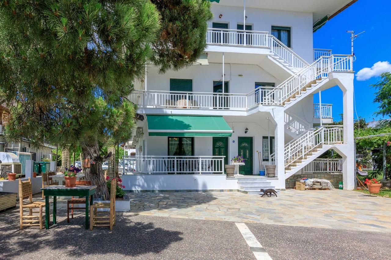 Agapitos Apartments Nikiti  Ngoại thất bức ảnh