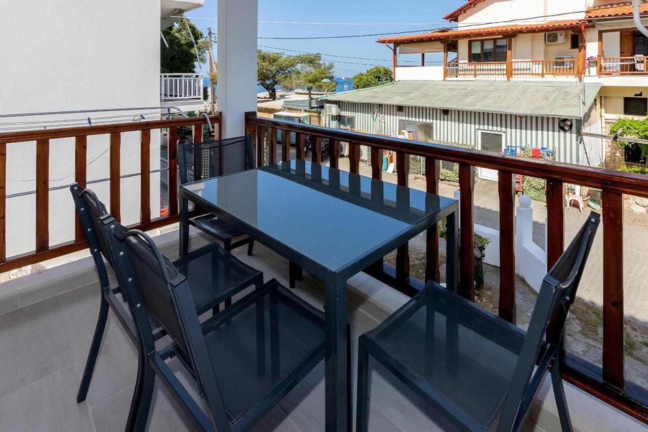 Agapitos Apartments Nikiti  Ngoại thất bức ảnh