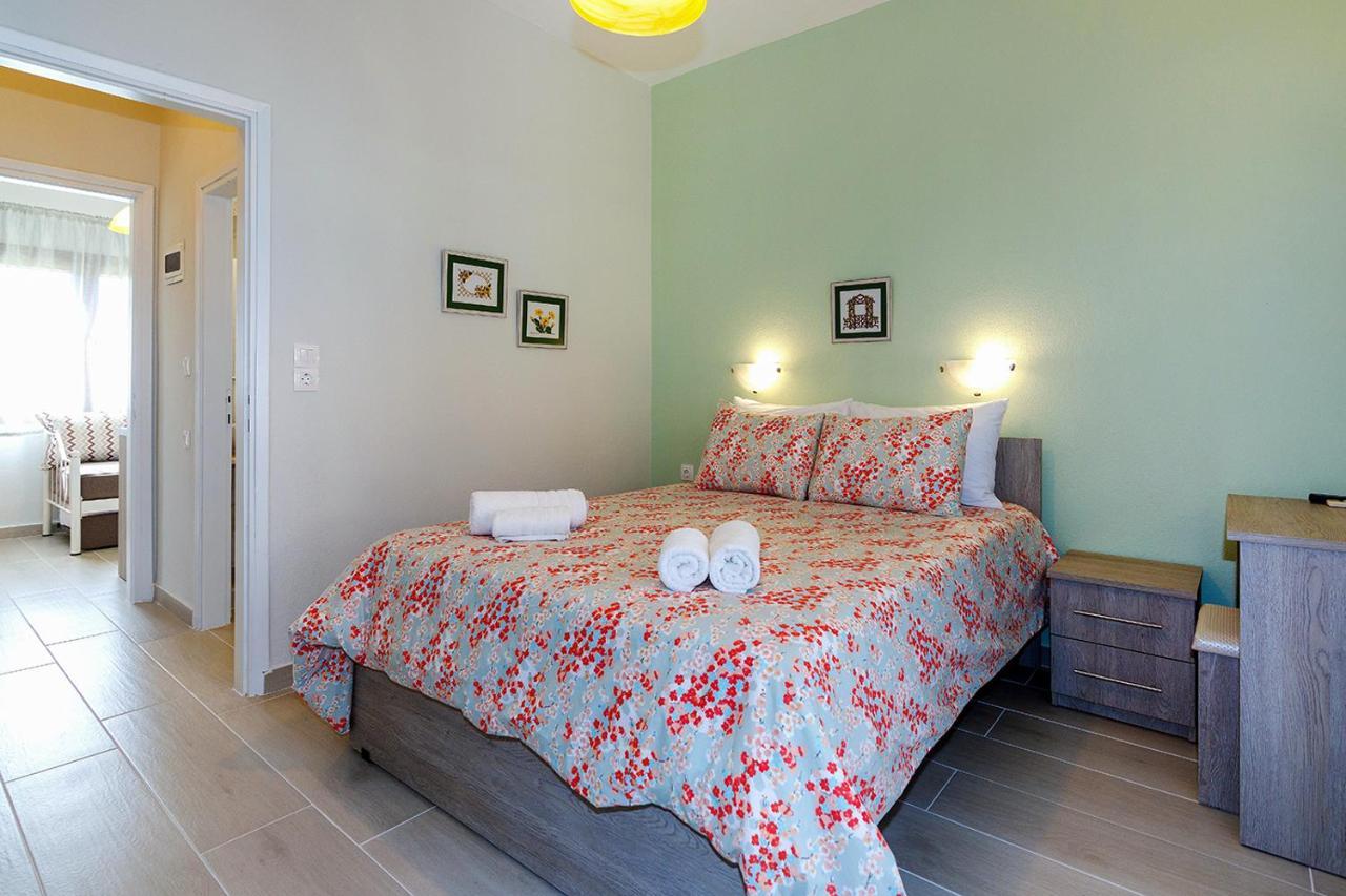 Agapitos Apartments Nikiti  Ngoại thất bức ảnh