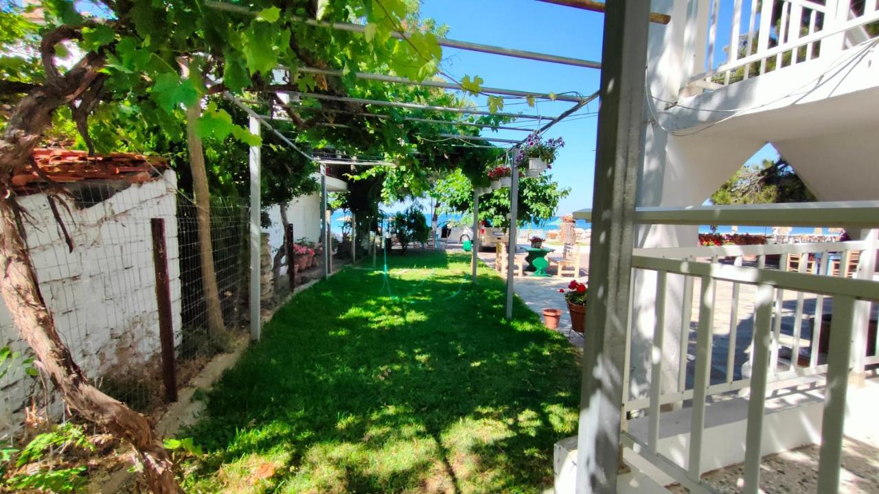 Agapitos Apartments Nikiti  Ngoại thất bức ảnh