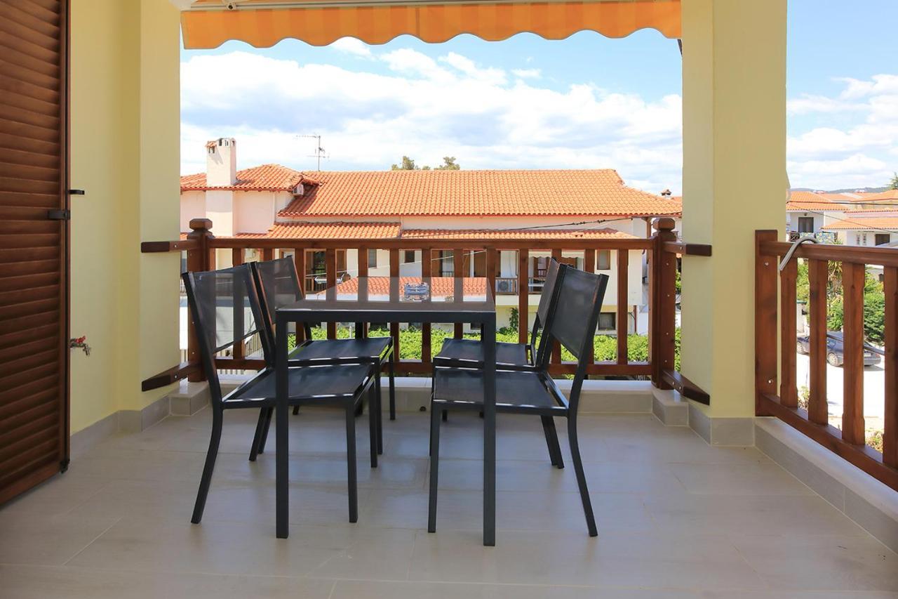 Agapitos Apartments Nikiti  Ngoại thất bức ảnh