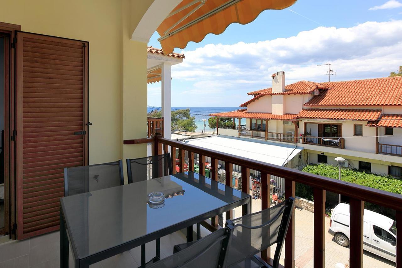 Agapitos Apartments Nikiti  Ngoại thất bức ảnh
