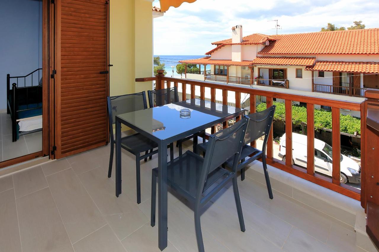 Agapitos Apartments Nikiti  Ngoại thất bức ảnh