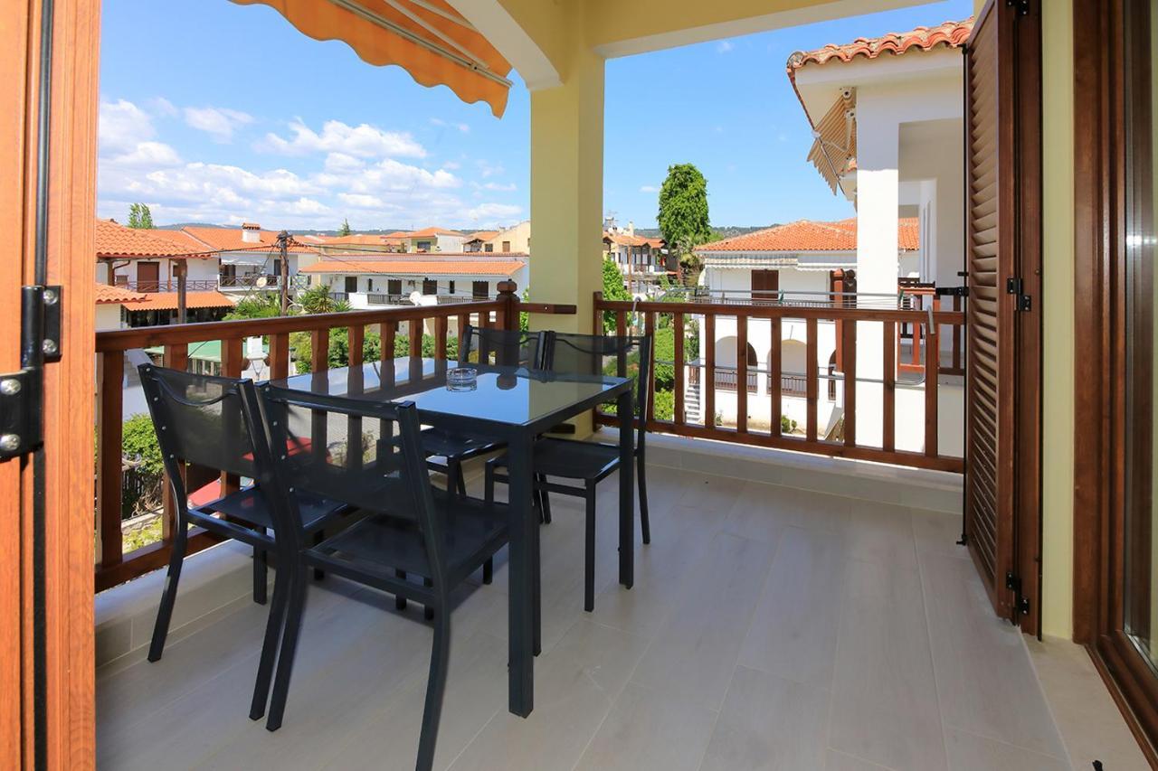 Agapitos Apartments Nikiti  Ngoại thất bức ảnh