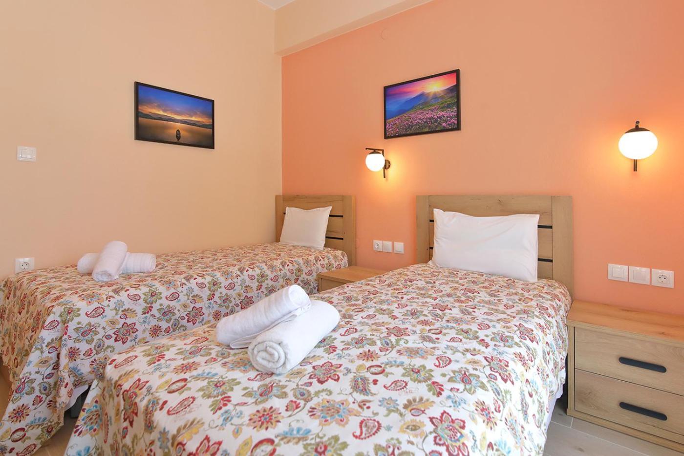 Agapitos Apartments Nikiti  Ngoại thất bức ảnh