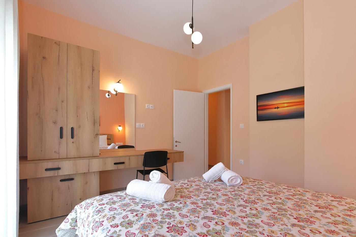 Agapitos Apartments Nikiti  Ngoại thất bức ảnh