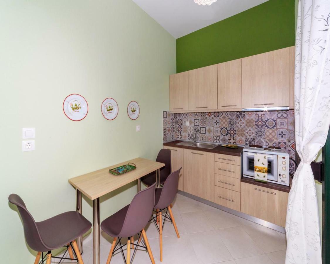 Agapitos Apartments Nikiti  Ngoại thất bức ảnh