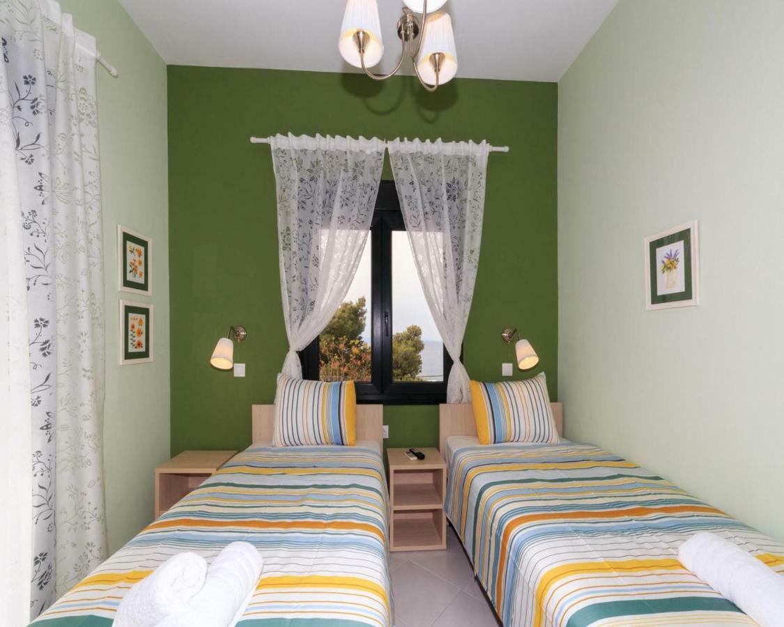 Agapitos Apartments Nikiti  Ngoại thất bức ảnh